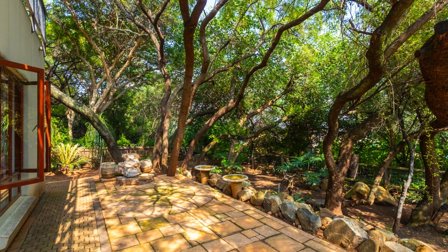 4 Bedroom Property for Sale in The Coves North West